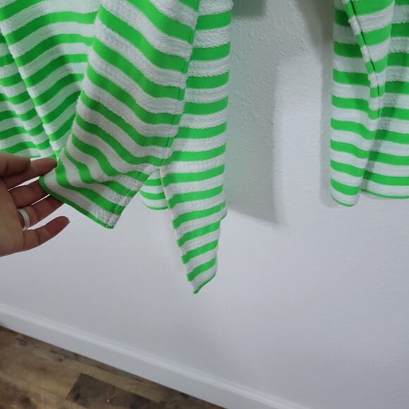 Crown & Ivy Beach Women's Green & White Striped Light Sweater Lace Up Neck 3X - Picture 3 of 6